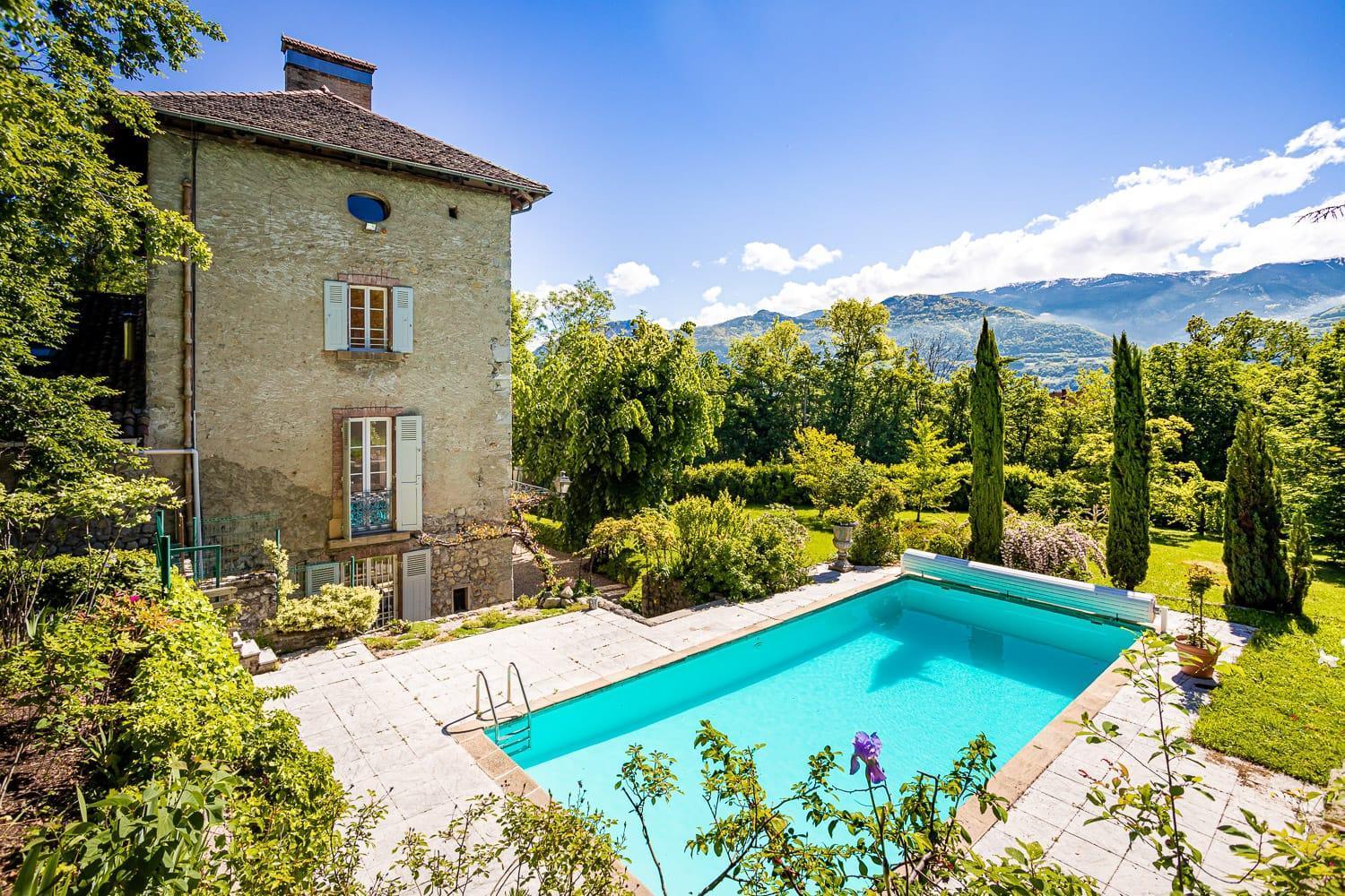 Chateau Monts Blancs *